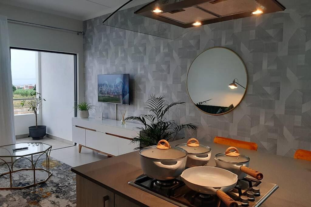 Mikeys Place On New: 2Bed2Bath No.1 With Free Wifinetflix Midrand Εξωτερικό φωτογραφία